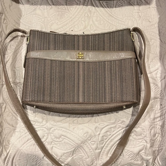 Givenchy Elegant Tan and Brown Women´s Bag